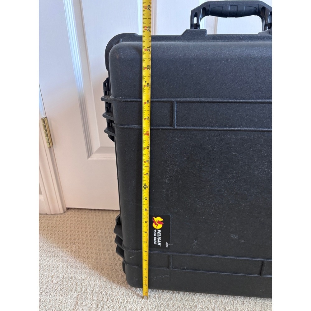 Pelican 1560 Case Black Wheeled Rolling Hard Protective Case Foam and Handle - Picture 3 of 11
